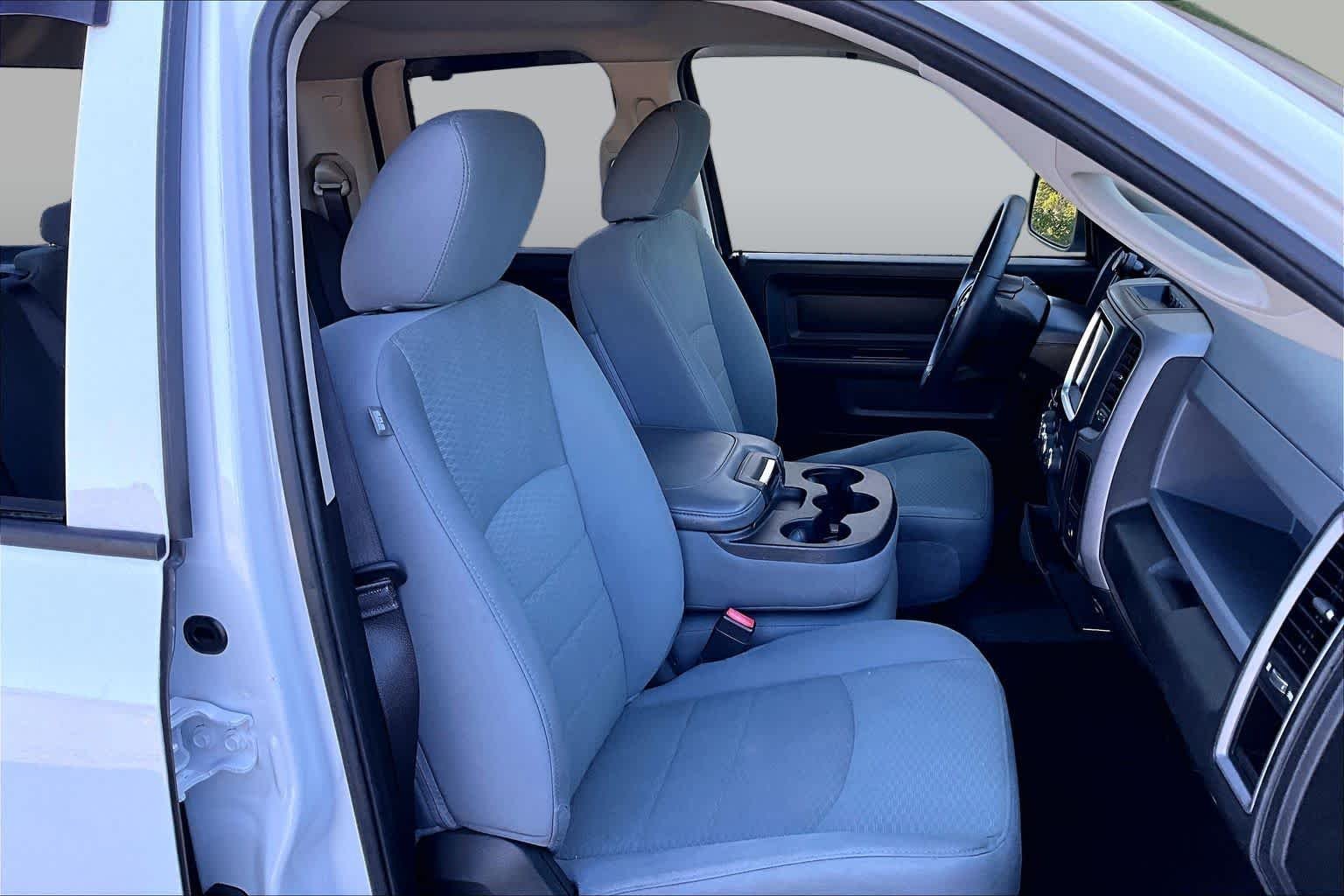 Used 2019 Bright White Clearcoat Ram Express image 8