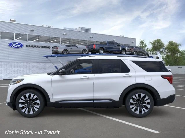 New 2026 Star White Metallic Tri-Coat Ford Platinum image 3