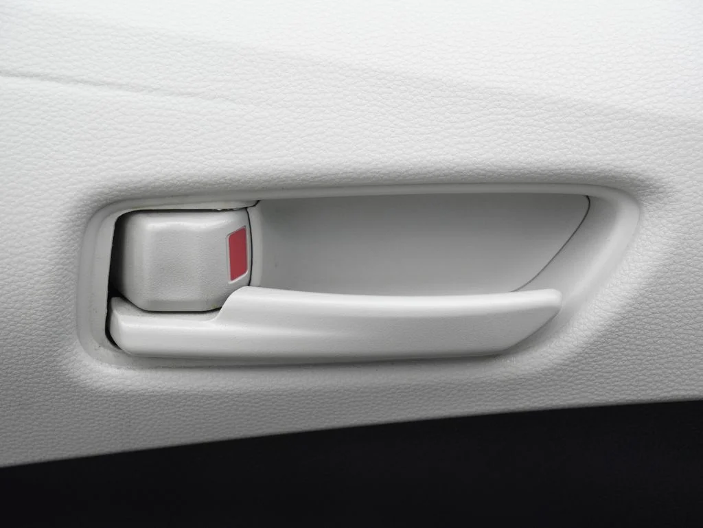 Certified Used 2025 Silver Toyota LE image 10