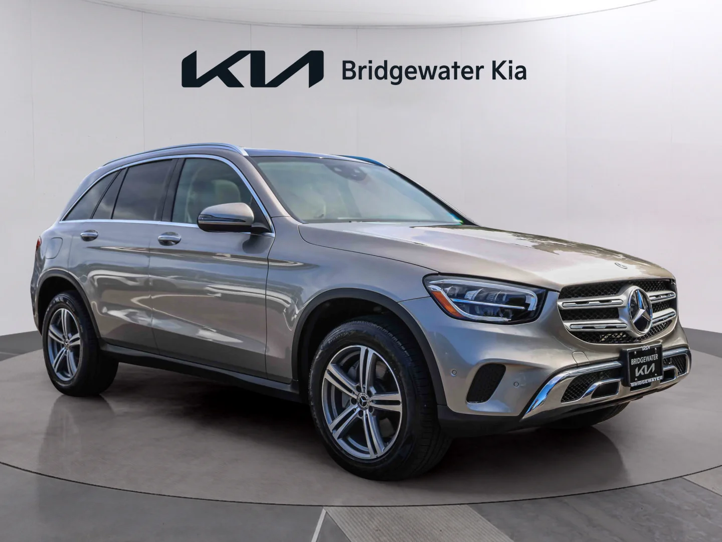 2021 Mercedes-Benz GLC
