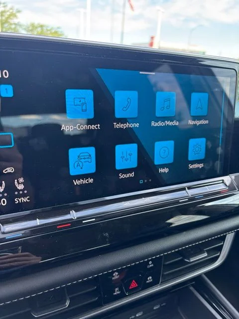 2024 Volkswagen Atlas SE w/Tech - Photo 14