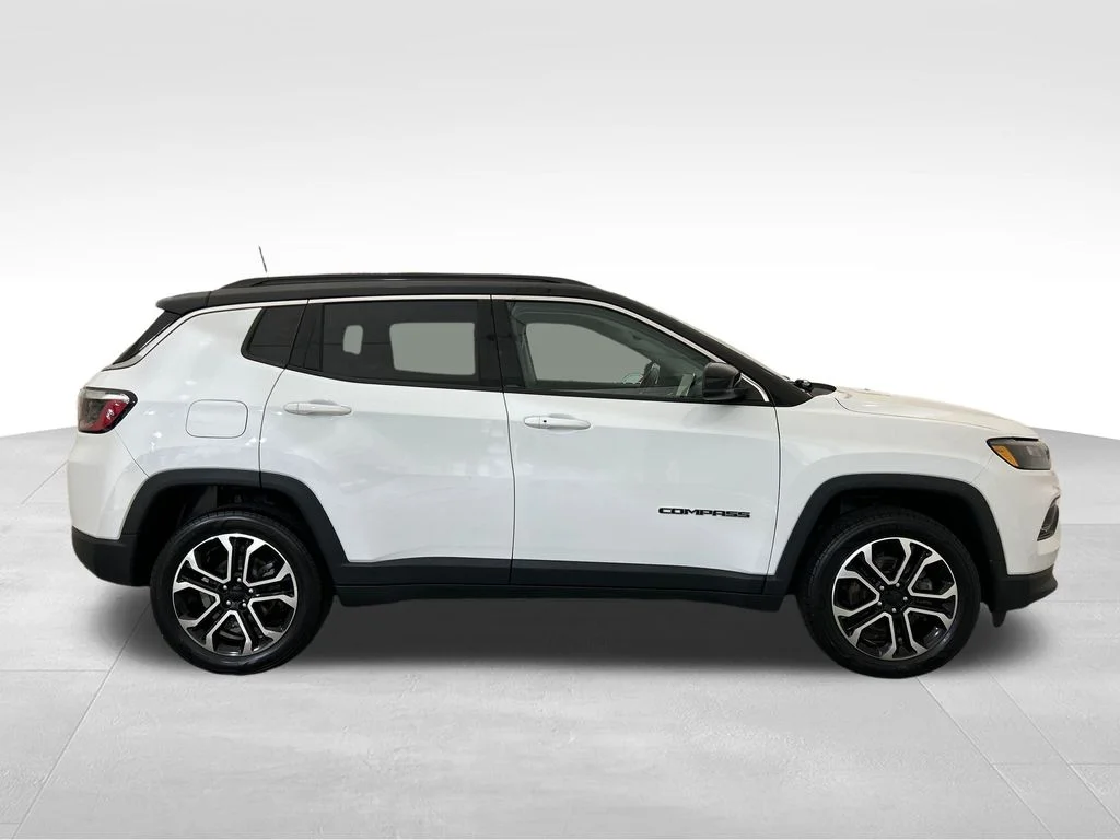 Used 2022 White Jeep Limited image 6
