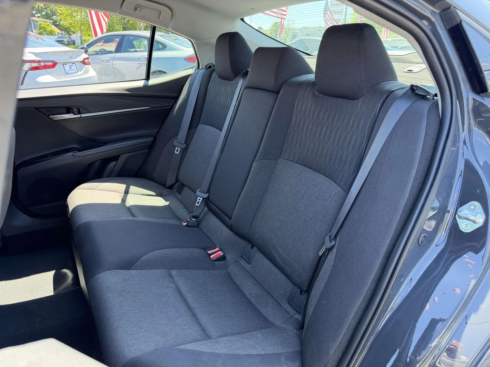 2025 Toyota Camry LE - Photo 18