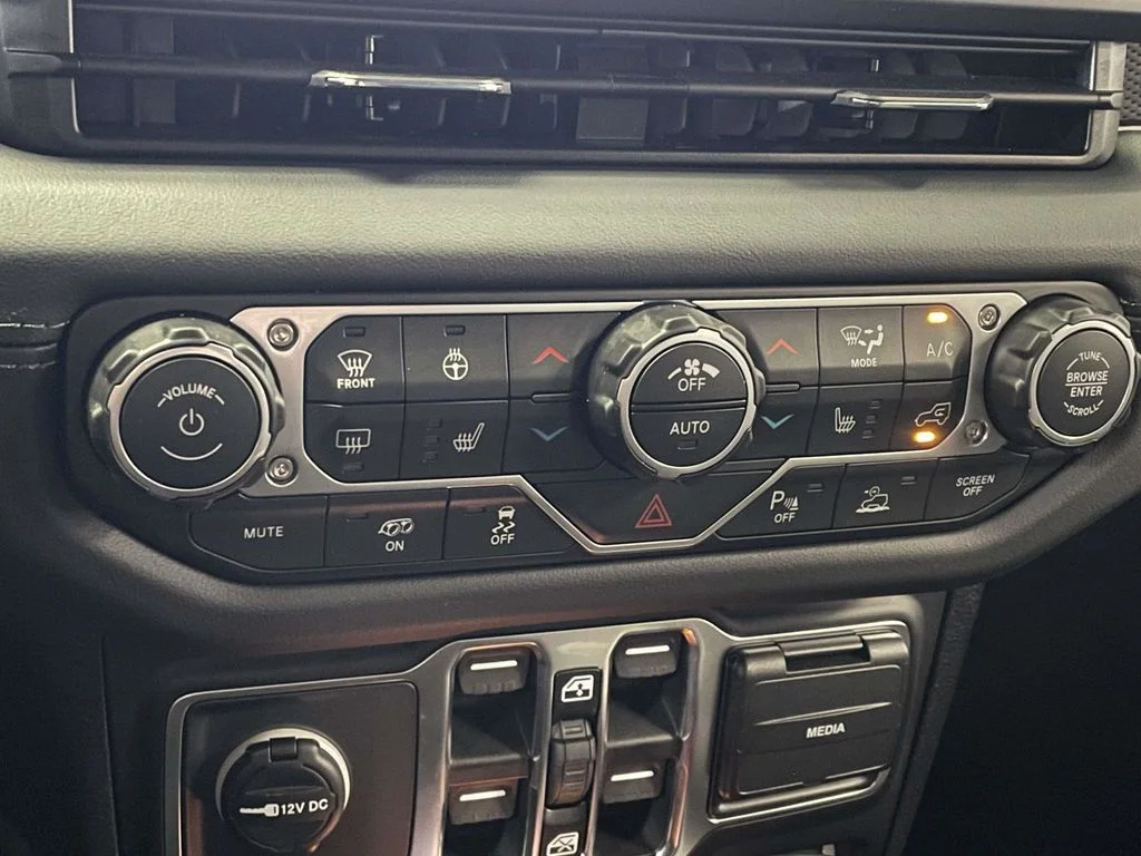 Used 2026  Jeep Moab 392 image 36
