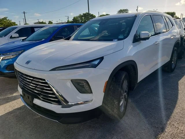 Used 2025 Summit White Buick Preferred image 1