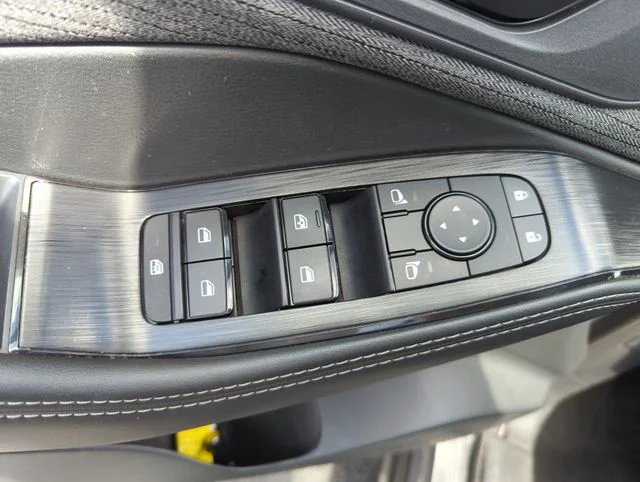 Used 2021 Gray Nissan S image 30