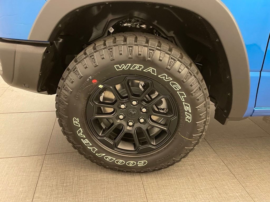 New 2026 Hydro Blue Pearl-Coat Exterior Paint RAM Rebel image 10
