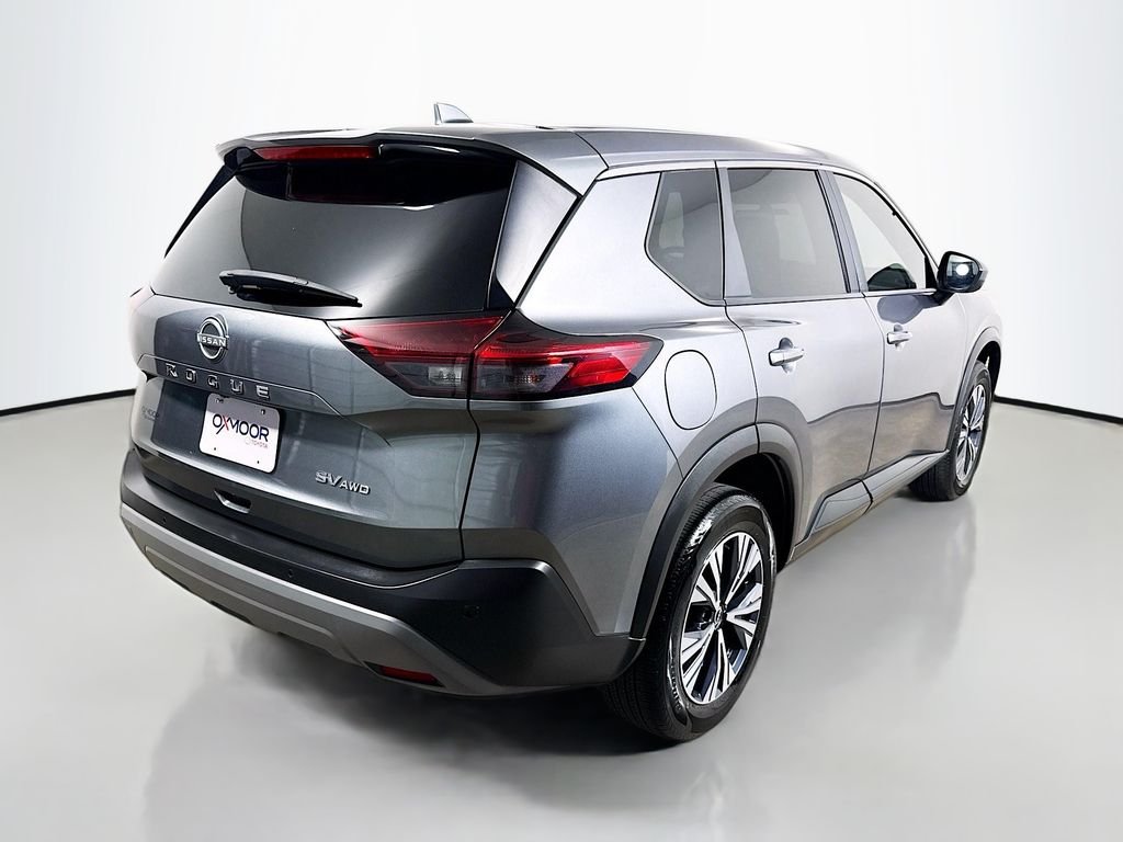 Used 2023 Gun Metallic Nissan SV image 7