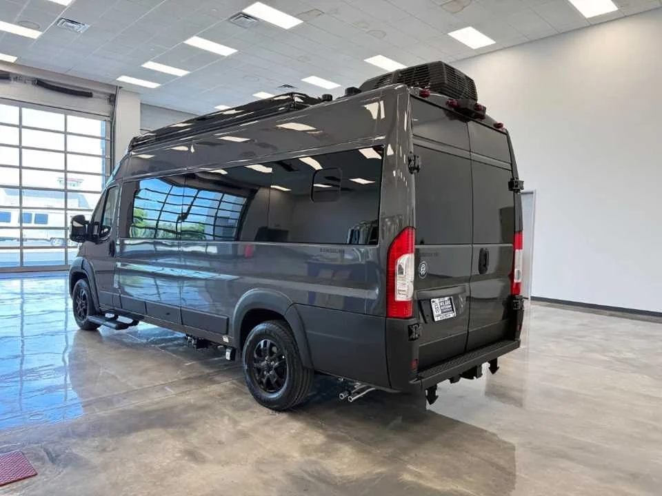 New 2026 GRANITE CRYSTAL METALLIC AIRSTREAM  image 29