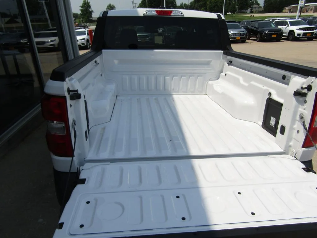 Used 2024 Oxford White Ford XL image 24