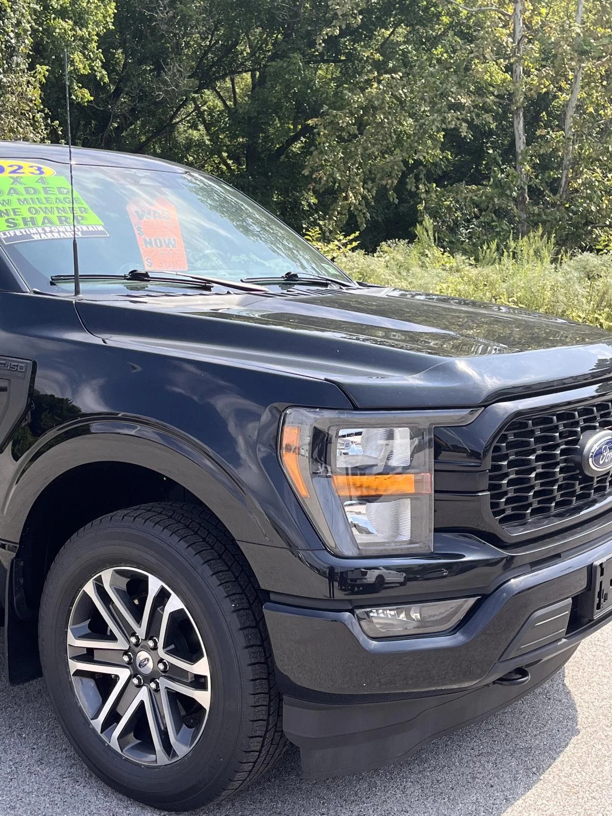 Used 2023 Black Metallic Ford XL image 8