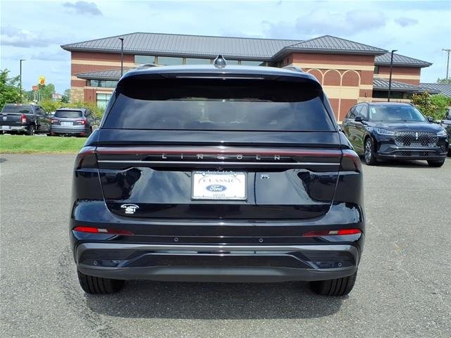 New 2026 Infinite Black Metallic Clearcoat Lincoln Reserve image 9