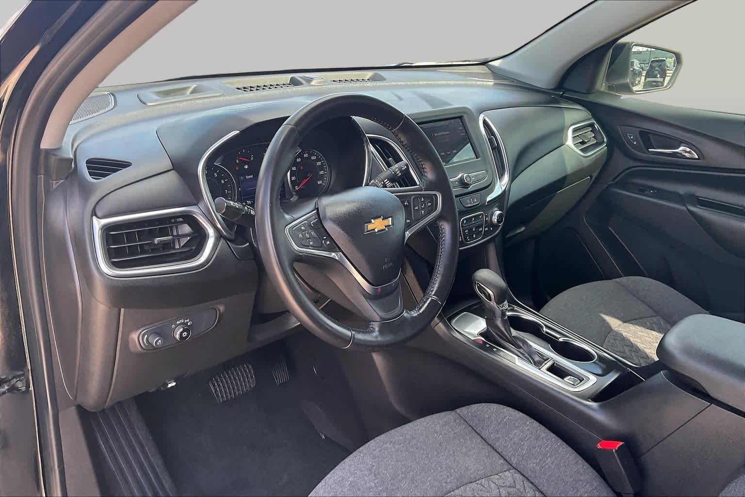 Used 2022 Mosaic Black Metallic Chevrolet LT image 17