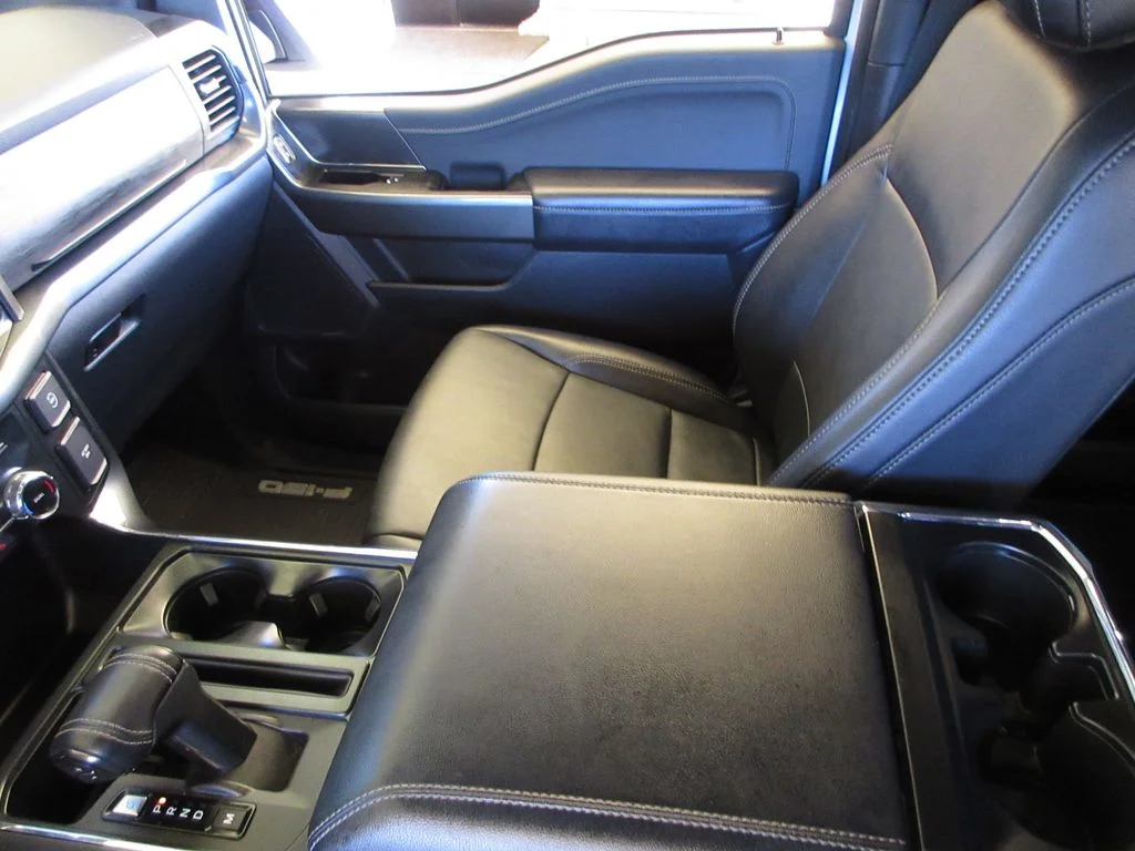 Certified Used 2023 Avalanche Ford XLT image 24