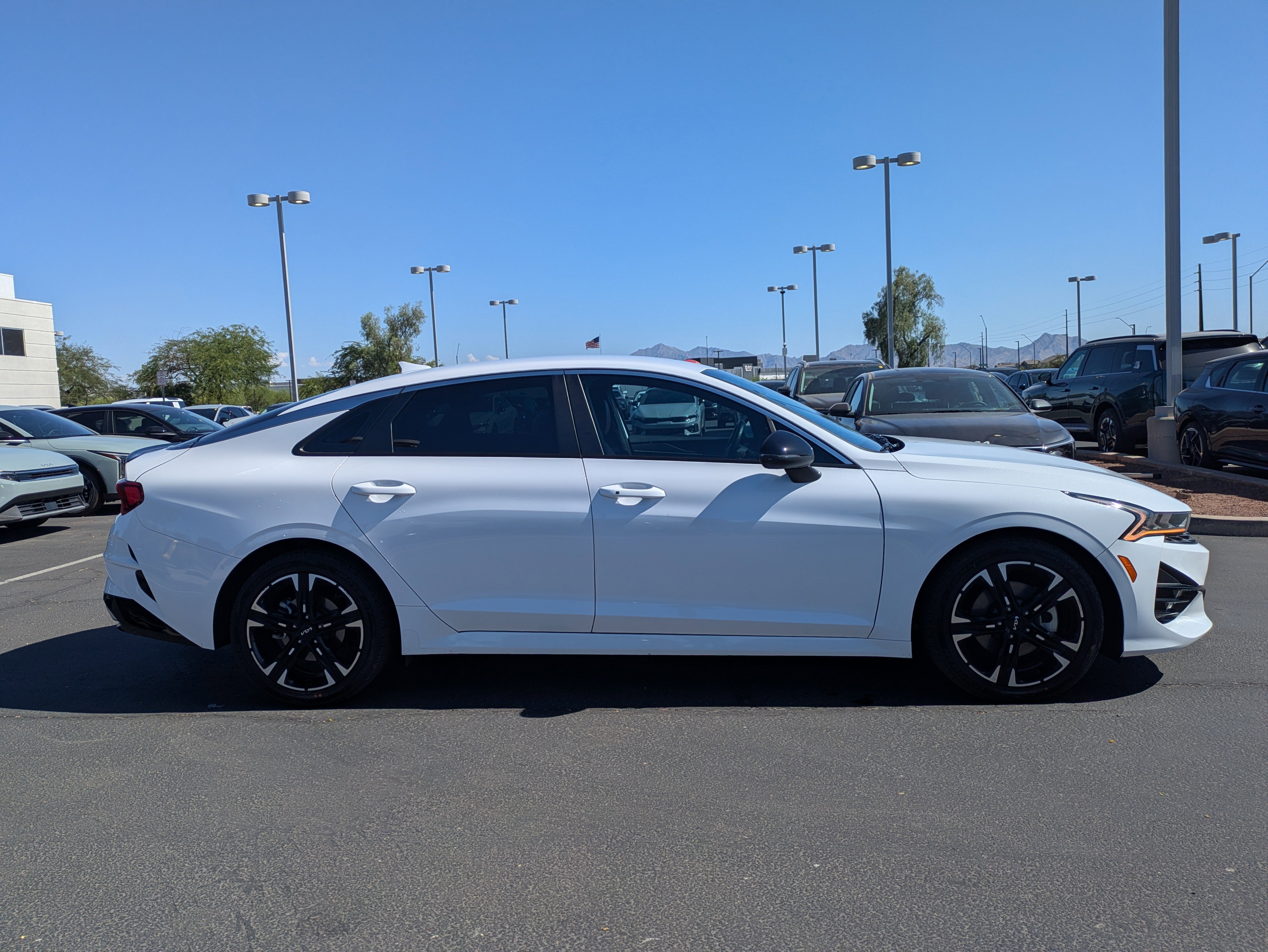 Used 2024 Glacial White Pearl Kia GT-Line image 6