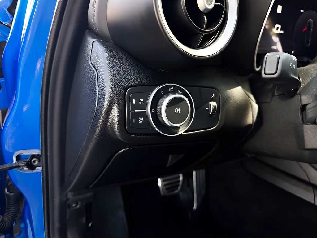 Used 2024 Blue Alfa Romeo Veloce image 15