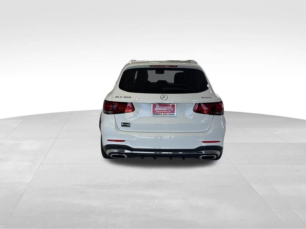 Used 2022 Blue Mercedes-Benz GLC 300 image 4