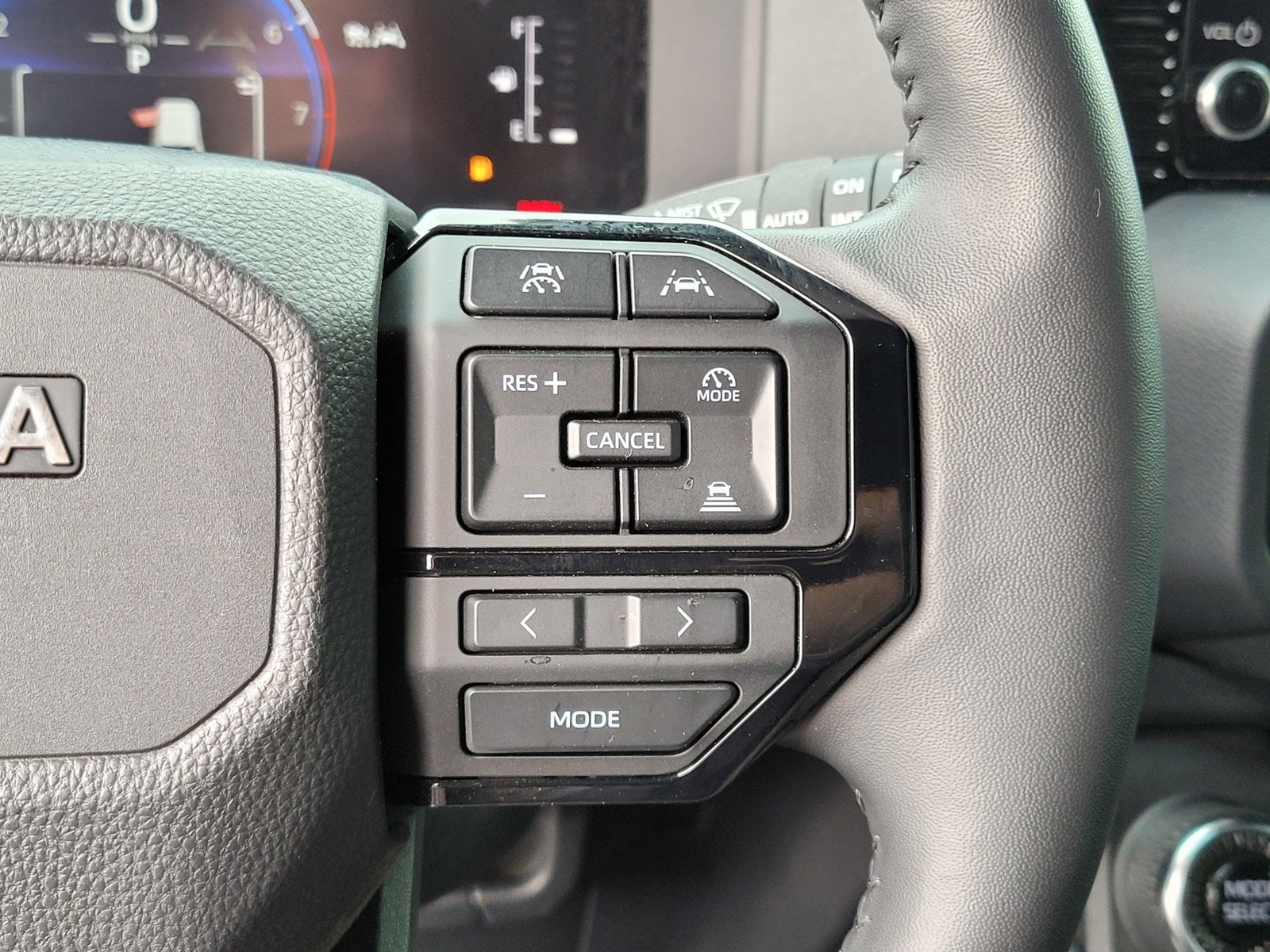 Certified Used 2025 White Toyota  image 26