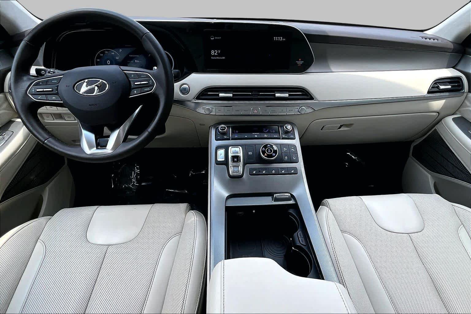 Used 2020 Moonlight Cloud Hyundai Limited image 16