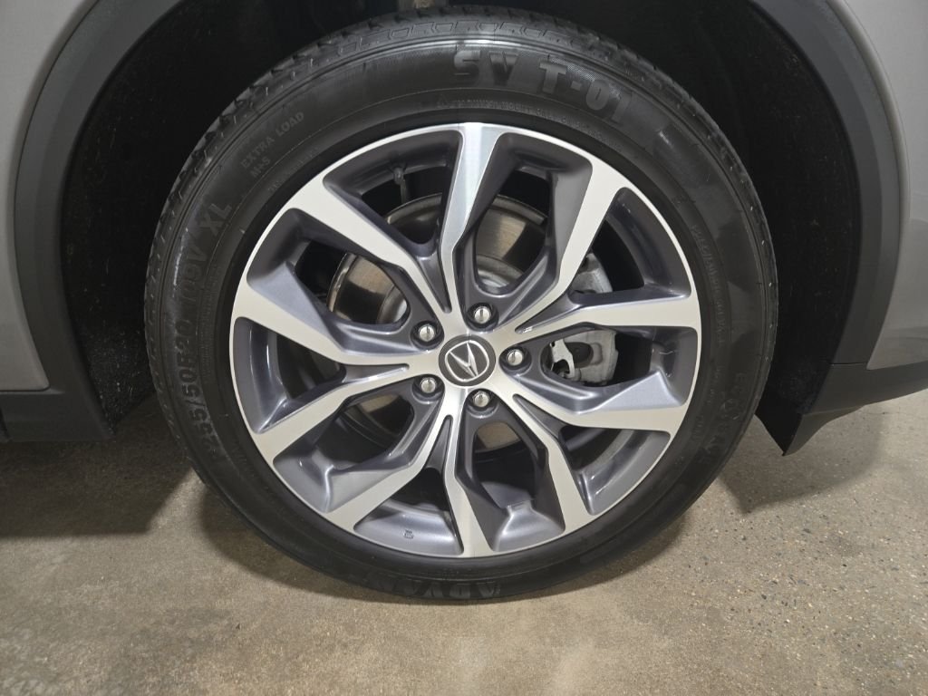 Used 2023 Liquid Carbon Metallic Acura Technology image 11