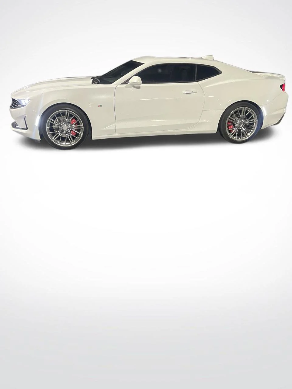 Used 2021 Summit White Chevrolet 2LT image 3