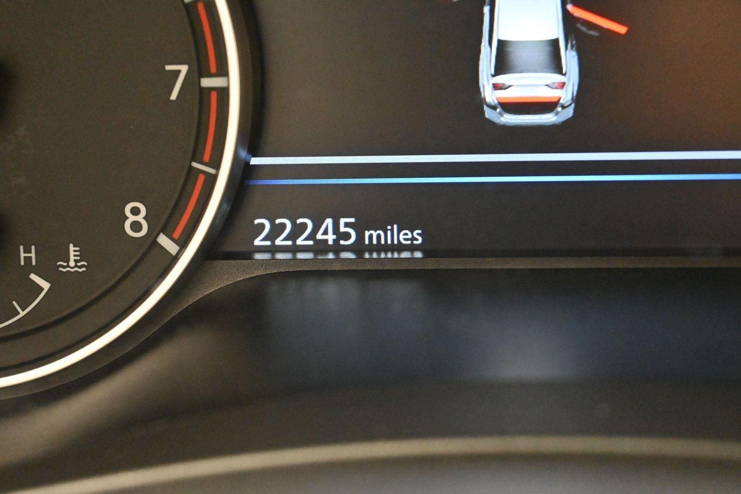 Used 2024 Gun Metallic Nissan 2.5 SV image 19