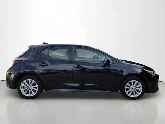 Used 2025 Midnight Black Metallic Toyota SE image 5