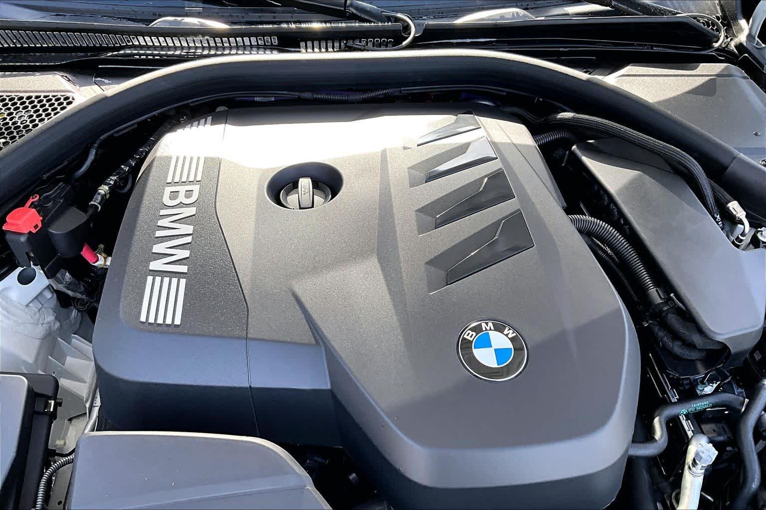2026 BMW 3 Series 330i - Photo 17
