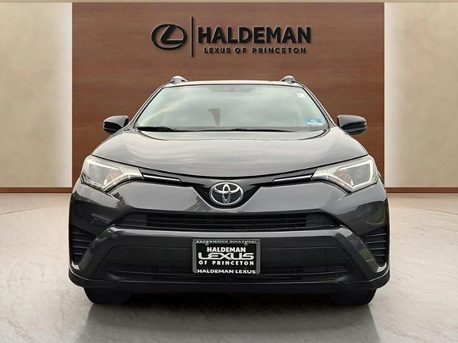 Used 2016 Toyota RAV4 LE with VIN JTMBFREVXGJ104192 for sale in Lawrence Township, NJ