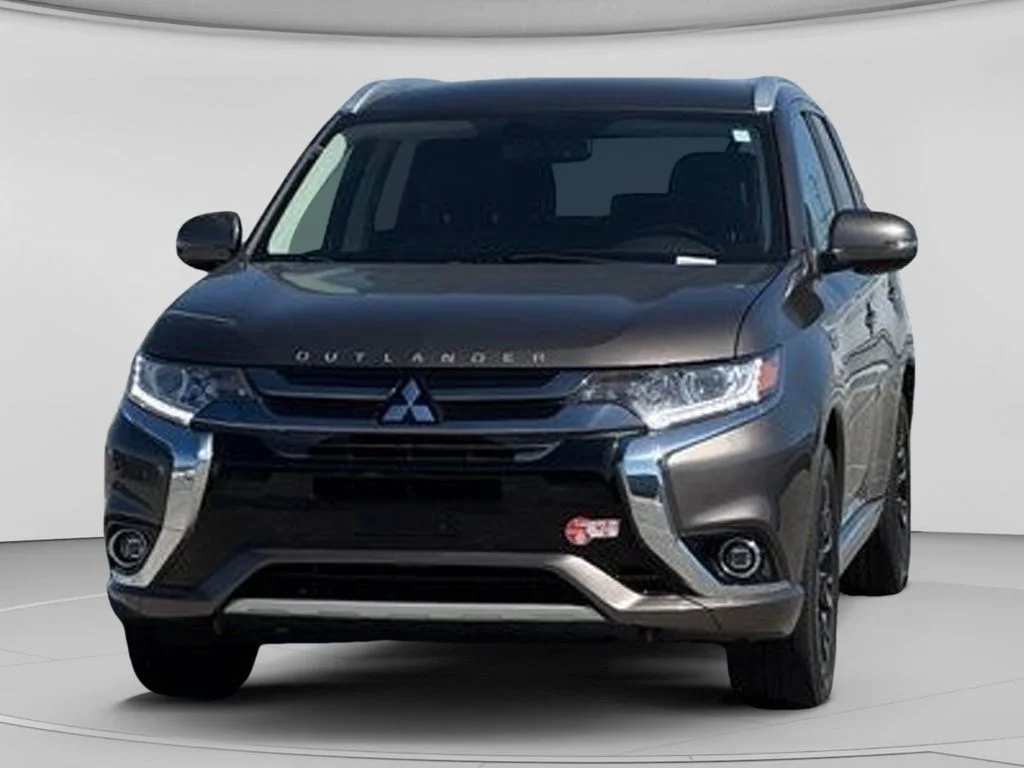 Used 2018  Mitsubishi SEL image 7