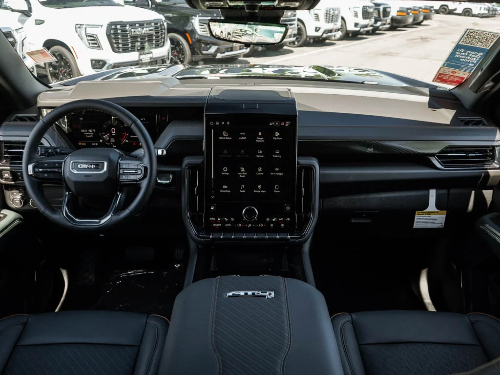 2026 GMC Yukon AT4 - Photo 14