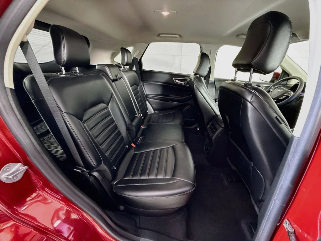 Used 2023 Rapid Red Metallic Tinted Clearcoat Ford SEL image 26