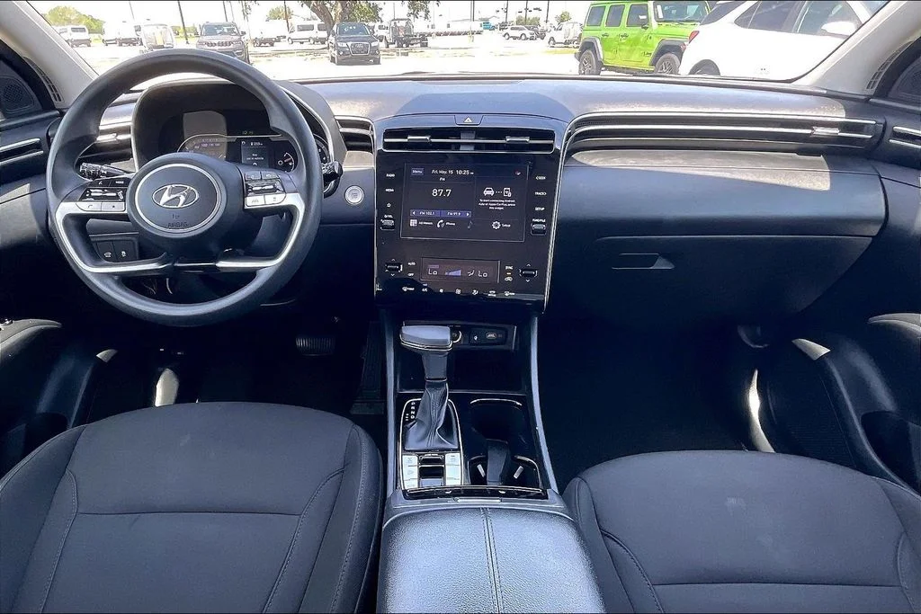 Used 2024 Blue Hyundai SEL image 7