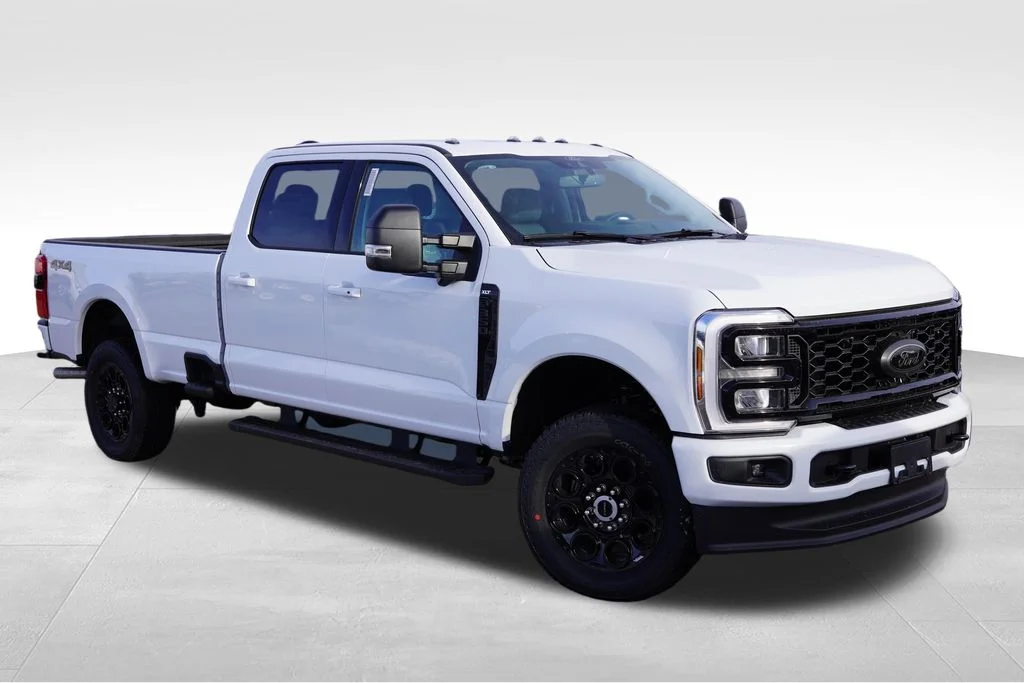 2026 Ford F-350 XLT 4x4 Crew Cab 8' Box SRW's photo