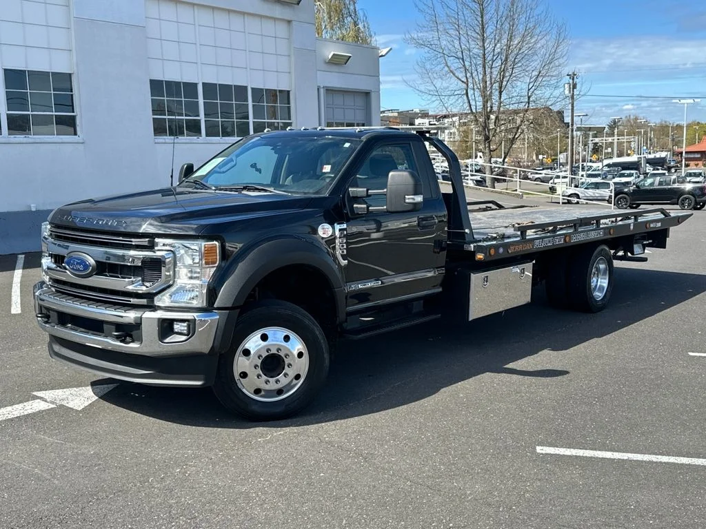 2022 Ford F-600 Super Duty Chassis Cab