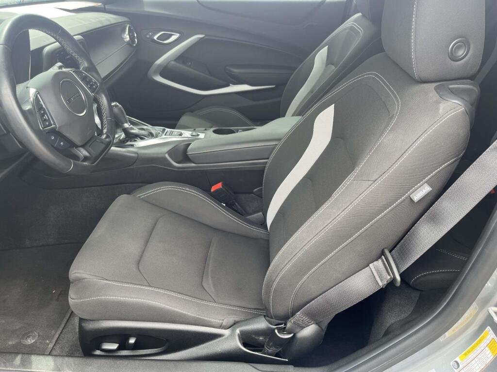 Used 2023 Sharkskin Metallic Chevrolet LT1 image 16