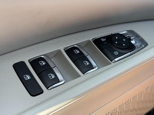 Used 2025 Metal Kia EX image 25