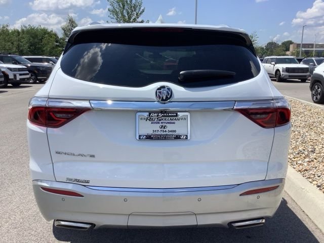 Used 2023 Summit White Buick Essence image 6