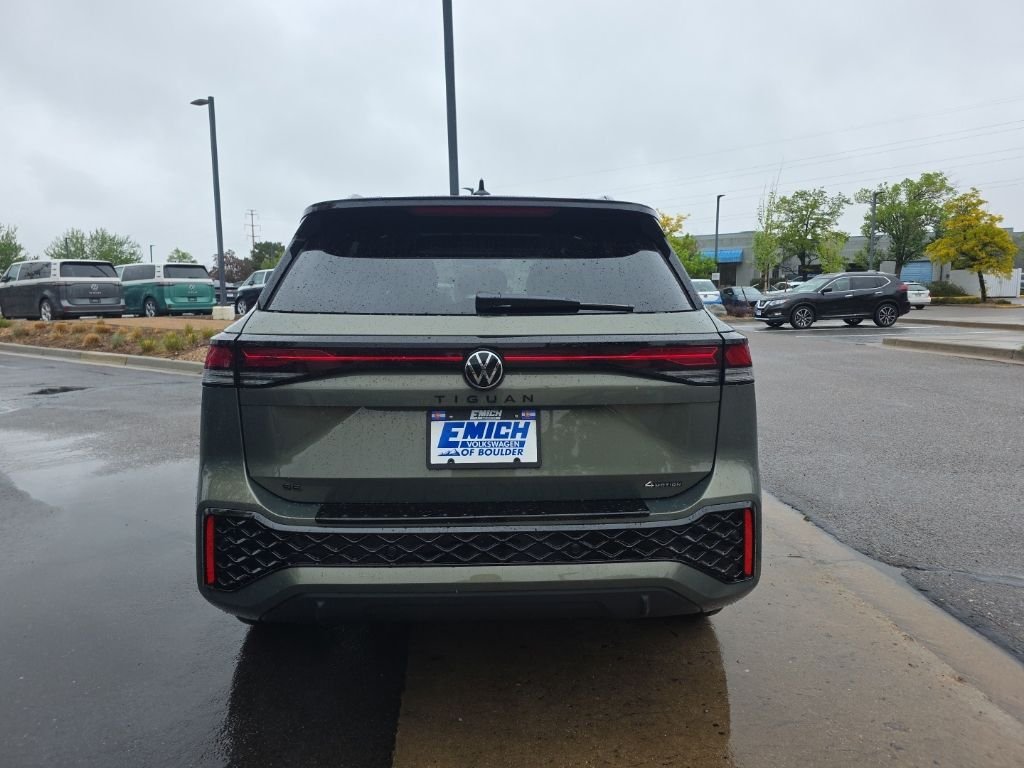 New 2026 Avocado Green w/Deep Black Roof Volkswagen 2.0T SE R-Line Black image 4