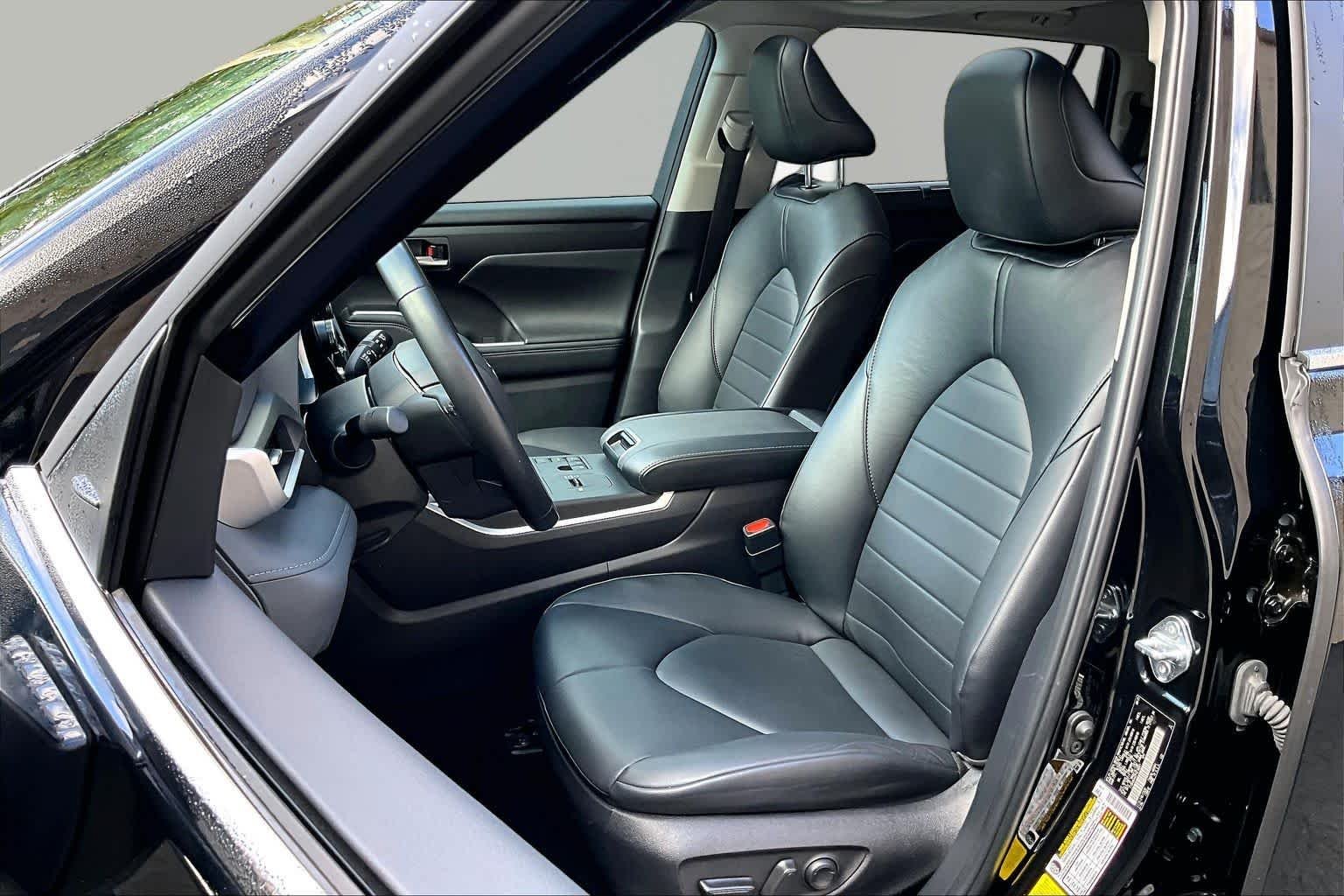 Used 2023 Midnight Black Metallic Toyota XLE image 8
