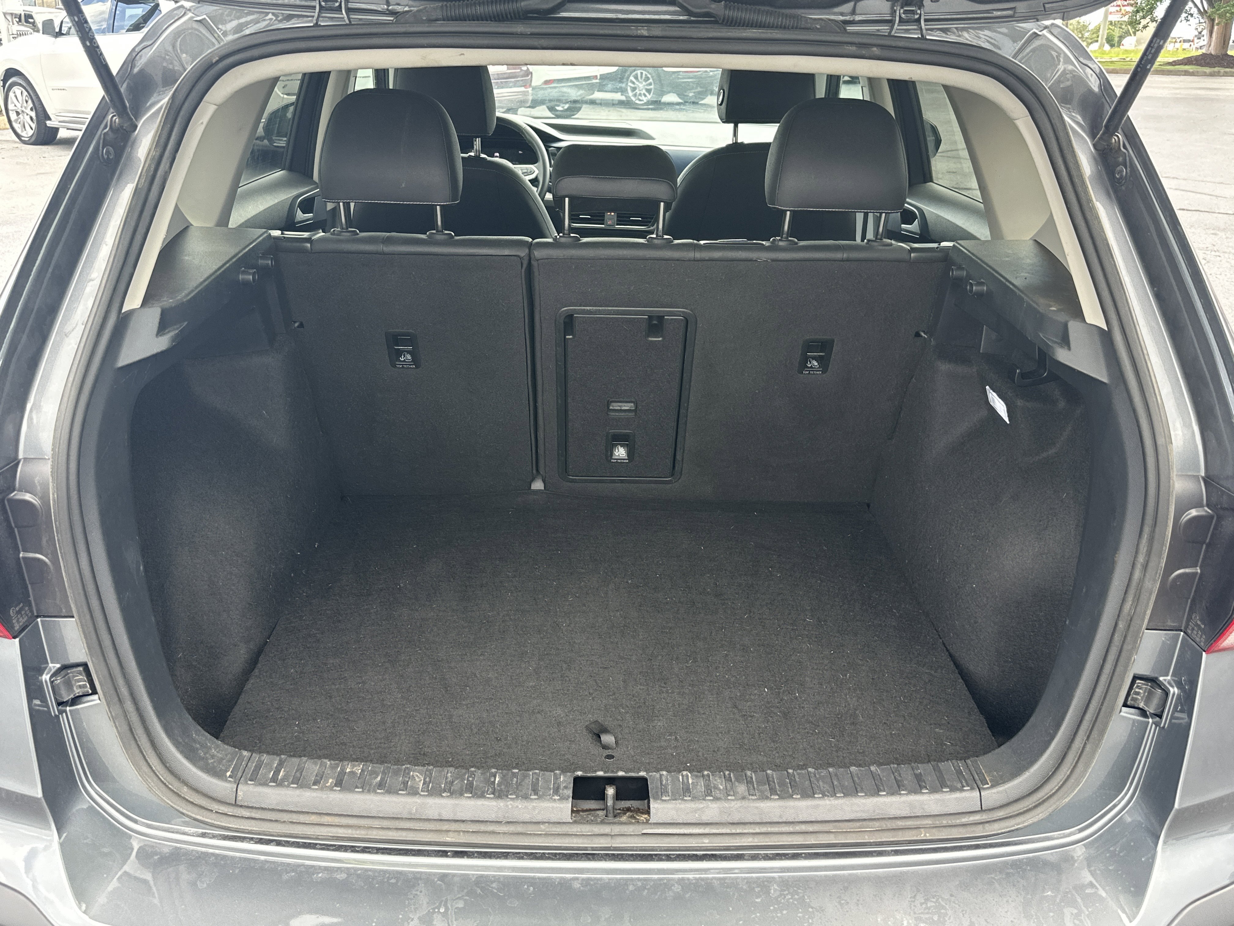 Used 2024 Black Volkswagen SE image 19