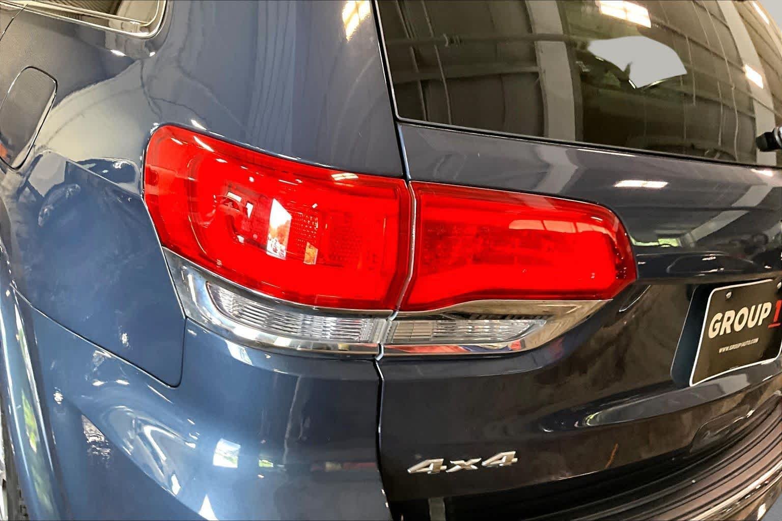 Used 2021 Slate Blue Pearlcoat Jeep Overland image 28