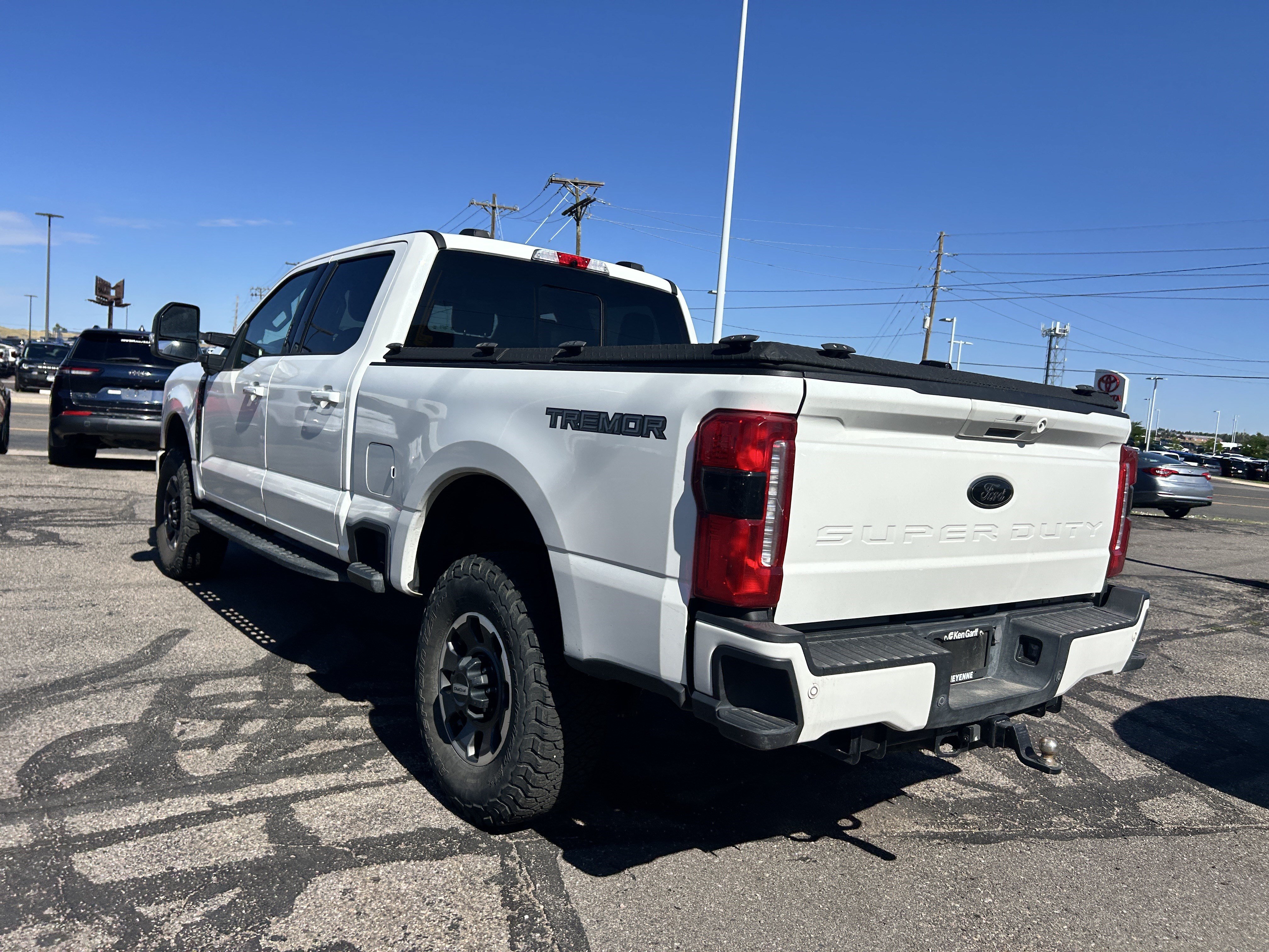 Used 2023 Blue Ford LARIAT image 3