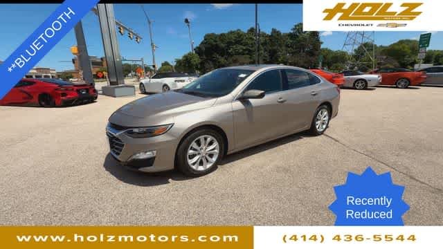 Certified Used 2022 Mineral Gray Metallic Chevrolet LT image 4