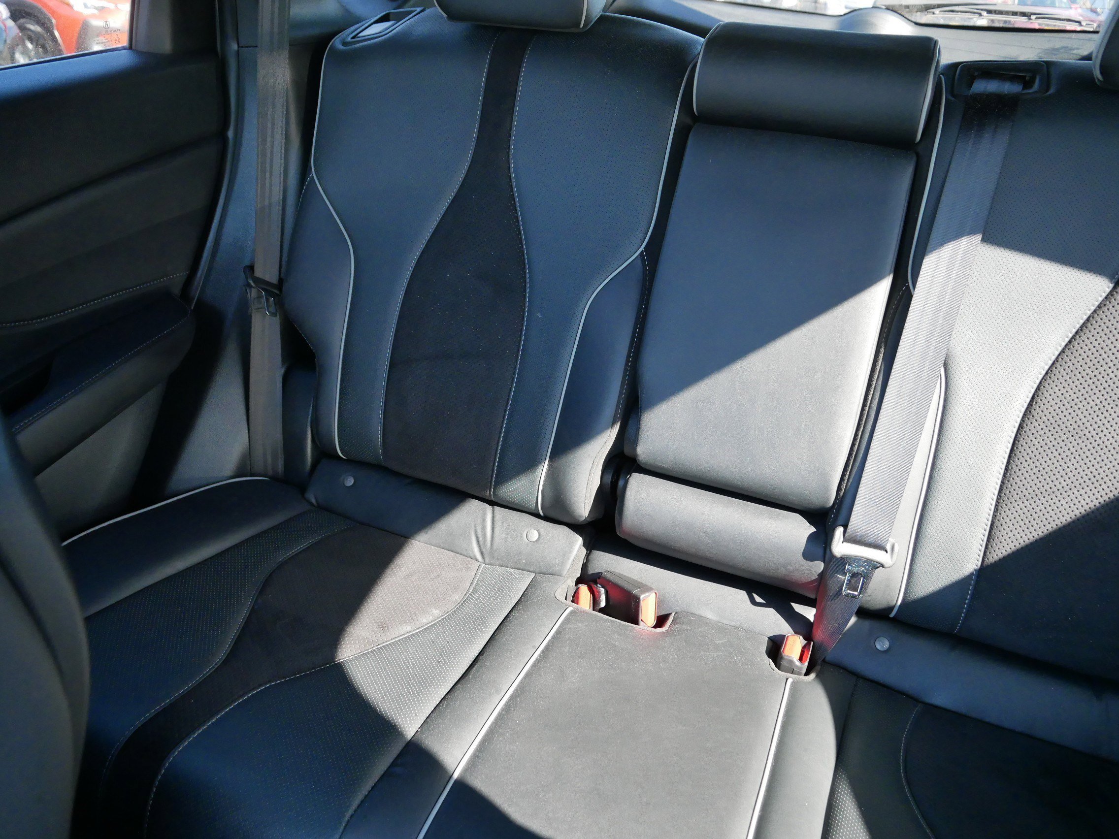 Used 2019 Lunar Silver Metallic Acura w/A-Spec Pkg image 12