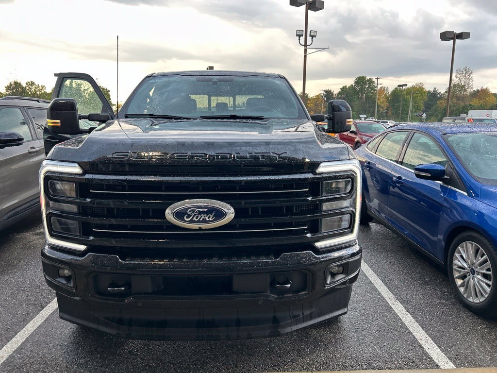 Used 2025 Black Ford Platinum image 2