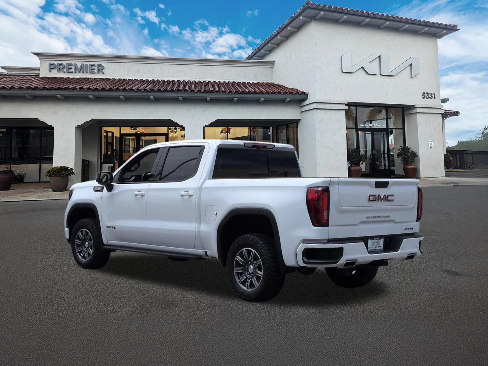 Used 2024 White GMC AT4 image 6