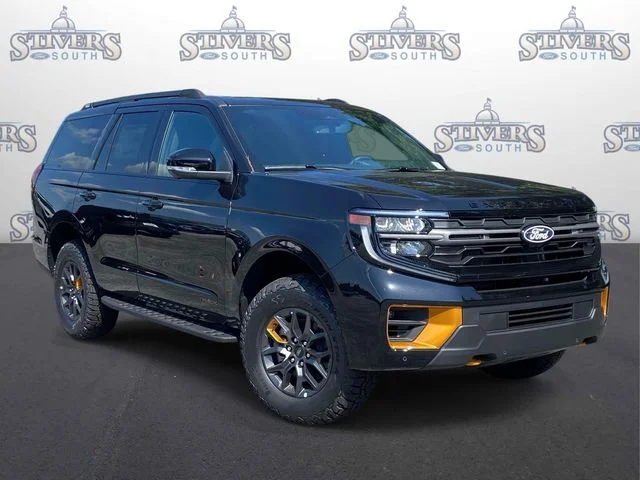 New 2027 Agate Black Metallic Ford Tremor® image 1