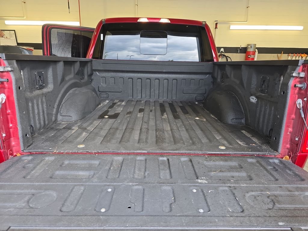 Used 2015 Red Ford Lariat image 14