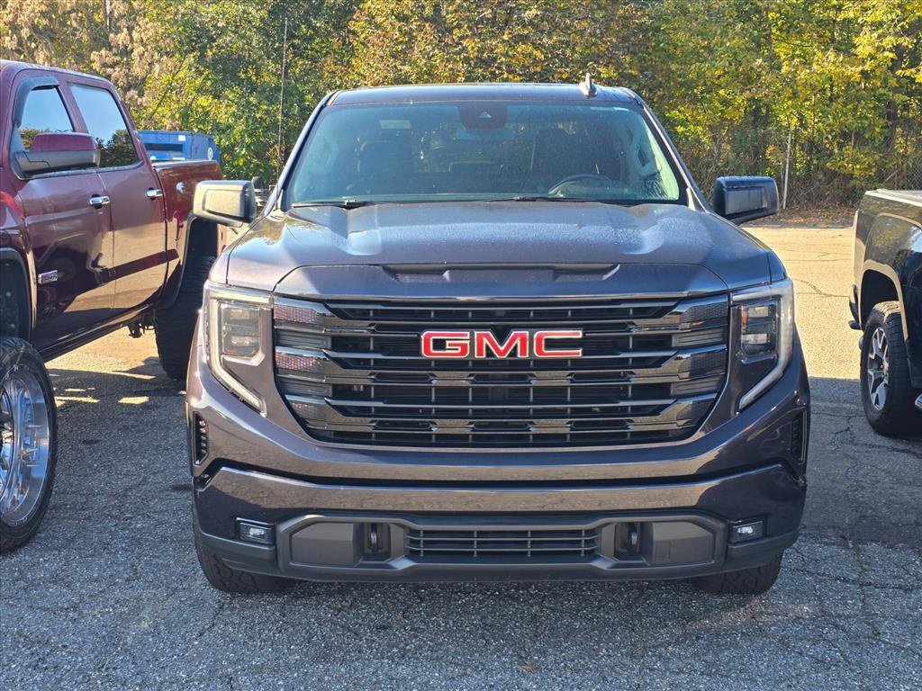 Used 2022 TITANIUM RUSH METALLIC GMC Elevation image 8